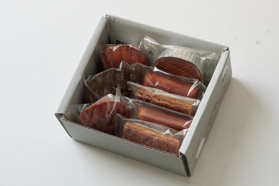 お年賀ギフト8個入BOX（S）